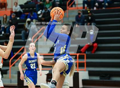Thumbnail 2 in Lamar vs Dewitt (AAA 3A Region 3 1st round) photogallery.