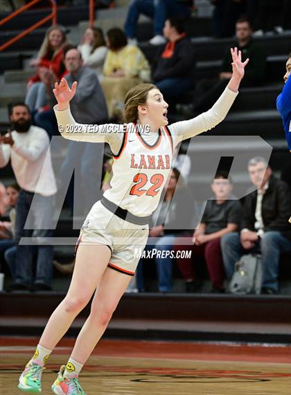 Thumbnail 3 in Lamar vs Dewitt (AAA 3A Region 3 1st round) photogallery.
