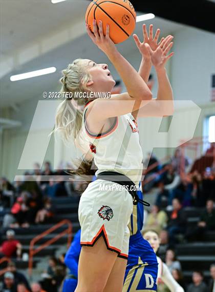 Thumbnail 2 in Lamar vs Dewitt (AAA 3A Region 3 1st round) photogallery.