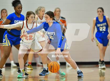 Thumbnail 2 in Lamar vs Dewitt (AAA 3A Region 3 1st round) photogallery.