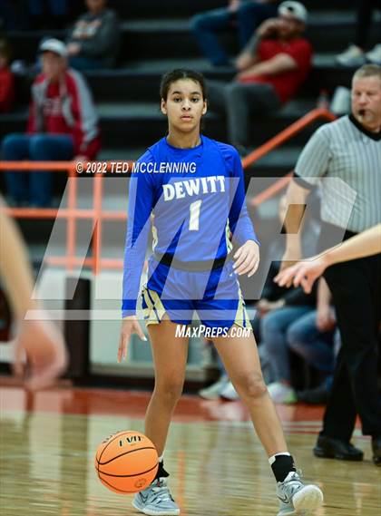 Thumbnail 1 in Lamar vs Dewitt (AAA 3A Region 3 1st round) photogallery.