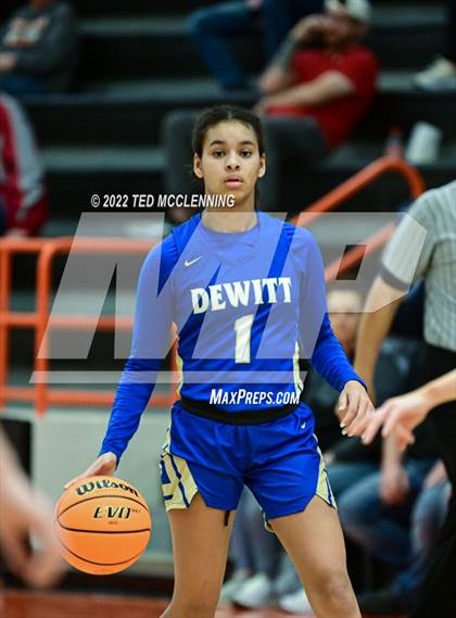 Thumbnail 2 in Lamar vs Dewitt (AAA 3A Region 3 1st round) photogallery.