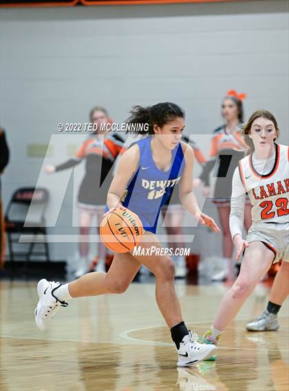 Thumbnail 1 in Lamar vs Dewitt (AAA 3A Region 3 1st round) photogallery.