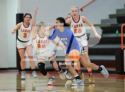 Thumbnail 1 in Lamar vs Dewitt (AAA 3A Region 3 1st round) photogallery.