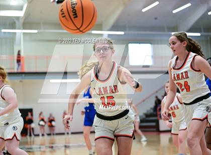 Thumbnail 2 in Lamar vs Dewitt (AAA 3A Region 3 1st round) photogallery.
