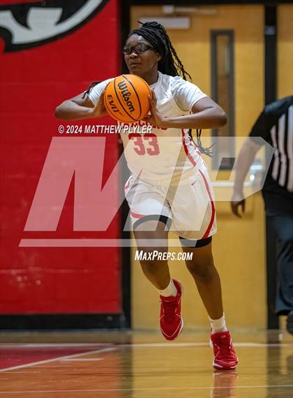 Thumbnail 1 in Cape Fear @ Seventy-First photogallery.