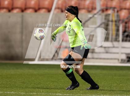Thumbnail 3 in Pine View vs. Ridgeline (UHSAA 4A Semi-Final) photogallery.