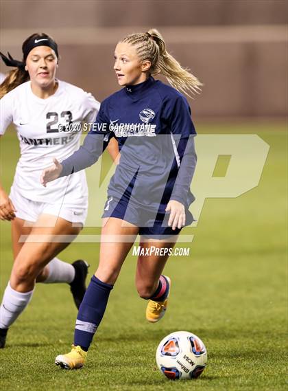 Thumbnail 1 in Pine View vs. Ridgeline (UHSAA 4A Semi-Final) photogallery.