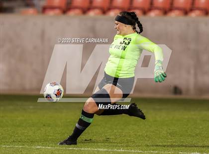 Thumbnail 3 in Pine View vs. Ridgeline (UHSAA 4A Semi-Final) photogallery.