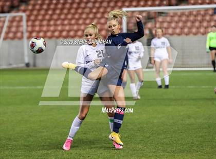 Thumbnail 2 in Pine View vs. Ridgeline (UHSAA 4A Semi-Final) photogallery.