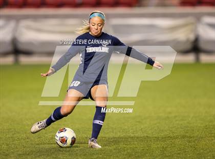 Thumbnail 2 in Pine View vs. Ridgeline (UHSAA 4A Semi-Final) photogallery.