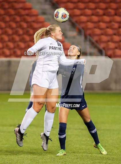 Thumbnail 2 in Pine View vs. Ridgeline (UHSAA 4A Semi-Final) photogallery.