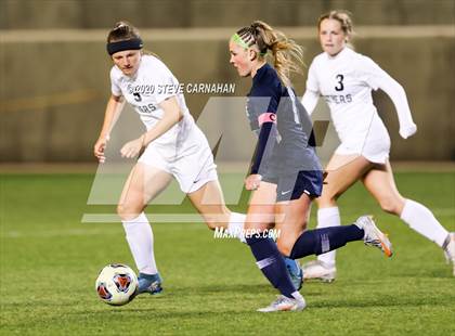 Thumbnail 3 in Pine View vs. Ridgeline (UHSAA 4A Semi-Final) photogallery.