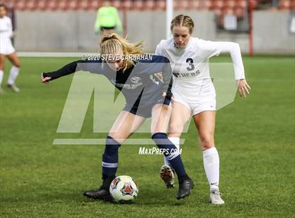 Thumbnail 1 in Pine View vs. Ridgeline (UHSAA 4A Semi-Final) photogallery.
