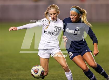 Thumbnail 2 in Pine View vs. Ridgeline (UHSAA 4A Semi-Final) photogallery.