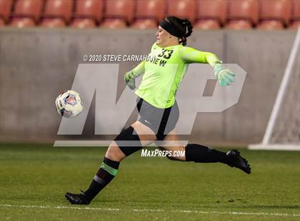 Thumbnail 3 in Pine View vs. Ridgeline (UHSAA 4A Semi-Final) photogallery.