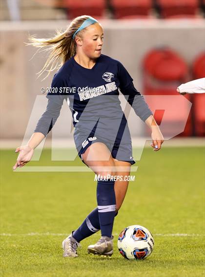 Thumbnail 2 in Pine View vs. Ridgeline (UHSAA 4A Semi-Final) photogallery.