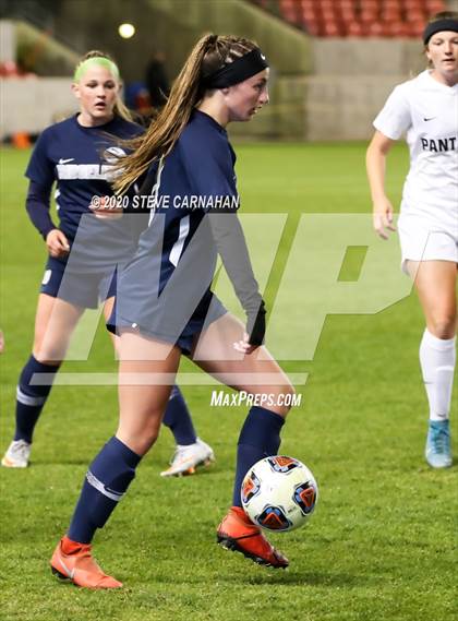 Thumbnail 3 in Pine View vs. Ridgeline (UHSAA 4A Semi-Final) photogallery.