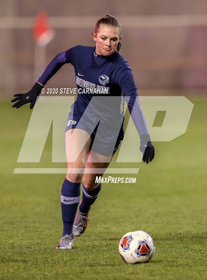 Thumbnail 3 in Pine View vs. Ridgeline (UHSAA 4A Semi-Final) photogallery.