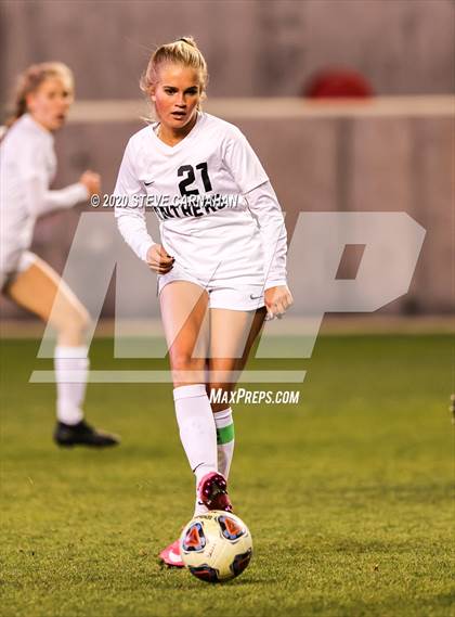 Thumbnail 3 in Pine View vs. Ridgeline (UHSAA 4A Semi-Final) photogallery.