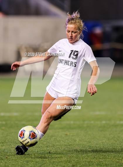 Thumbnail 1 in Pine View vs. Ridgeline (UHSAA 4A Semi-Final) photogallery.