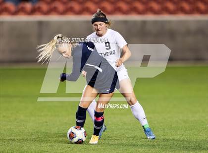 Thumbnail 3 in Pine View vs. Ridgeline (UHSAA 4A Semi-Final) photogallery.