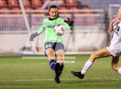 Thumbnail 2 in Pine View vs. Ridgeline (UHSAA 4A Semi-Final) photogallery.