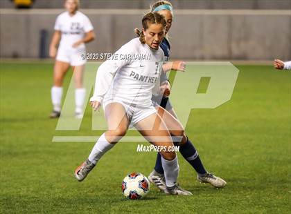 Thumbnail 2 in Pine View vs. Ridgeline (UHSAA 4A Semi-Final) photogallery.