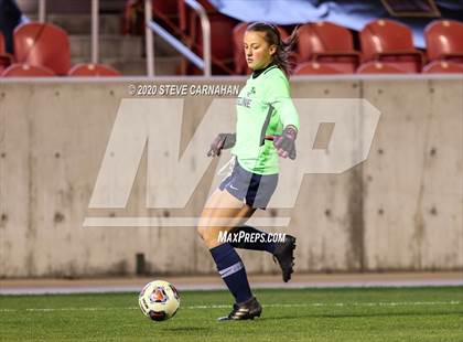 Thumbnail 3 in Pine View vs. Ridgeline (UHSAA 4A Semi-Final) photogallery.