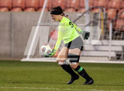 Thumbnail 3 in Pine View vs. Ridgeline (UHSAA 4A Semi-Final) photogallery.