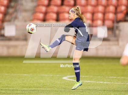 Thumbnail 3 in Pine View vs. Ridgeline (UHSAA 4A Semi-Final) photogallery.