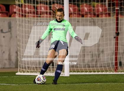 Thumbnail 2 in Pine View vs. Ridgeline (UHSAA 4A Semi-Final) photogallery.