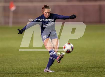 Thumbnail 2 in Pine View vs. Ridgeline (UHSAA 4A Semi-Final) photogallery.