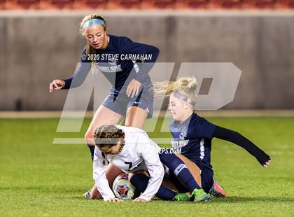 Thumbnail 2 in Pine View vs. Ridgeline (UHSAA 4A Semi-Final) photogallery.