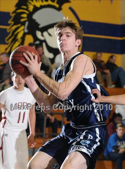 Thumbnail 2 in Pleasant Valley vs. McClatchy (Trojan Toss-Up) photogallery.
