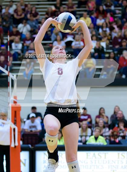 Thumbnail 1 in Needville vs. Devine (UIL 4A Regional Semi-Finals) photogallery.