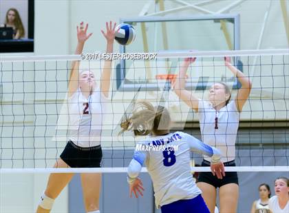 Thumbnail 1 in Needville vs. Devine (UIL 4A Regional Semi-Finals) photogallery.
