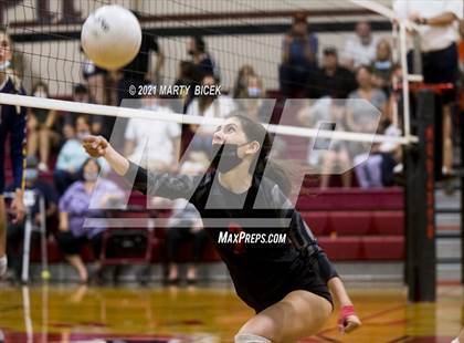 Thumbnail 3 in Gregori @ Modesto photogallery.