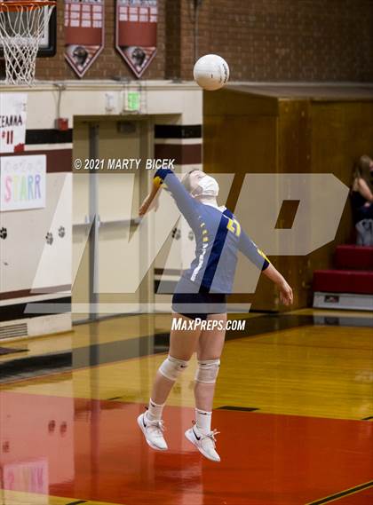 Thumbnail 1 in Gregori @ Modesto photogallery.