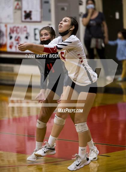 Thumbnail 3 in Gregori @ Modesto photogallery.