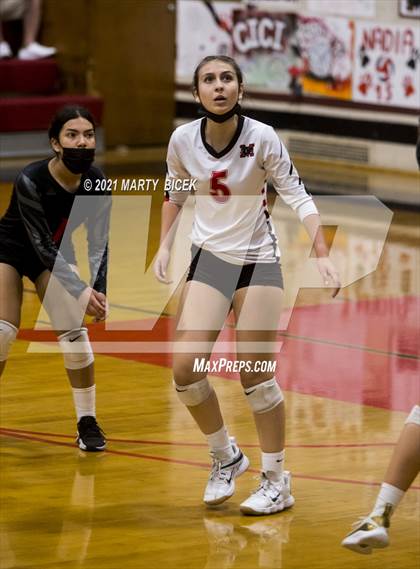 Thumbnail 1 in Gregori @ Modesto photogallery.