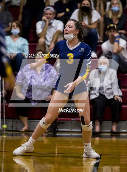 Thumbnail 3 in Gregori @ Modesto photogallery.