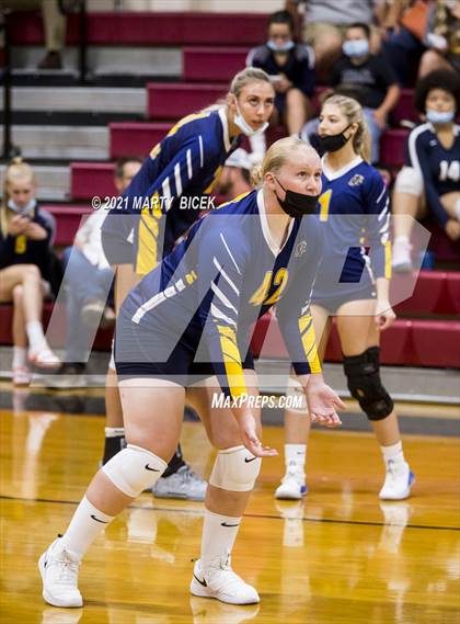 Thumbnail 1 in Gregori @ Modesto photogallery.