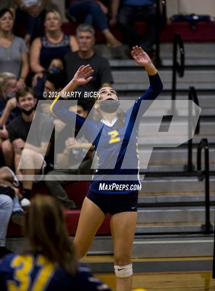 Thumbnail 1 in Gregori @ Modesto photogallery.