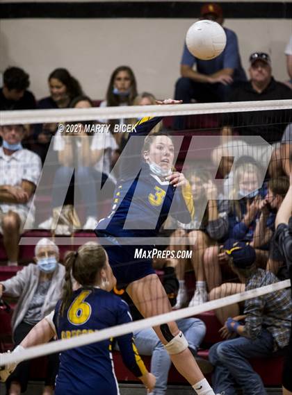 Thumbnail 2 in Gregori @ Modesto photogallery.