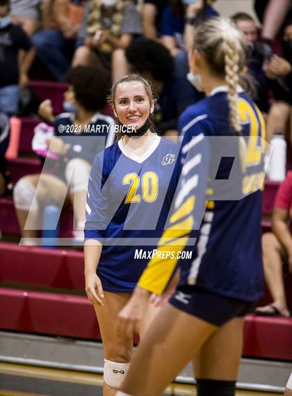 Thumbnail 3 in Gregori @ Modesto photogallery.