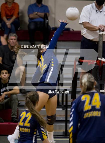 Thumbnail 1 in Gregori @ Modesto photogallery.