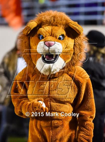 Thumbnail 3 in Cameron Yoe vs. Teague (UIL D3 Quarterfinal) photogallery.