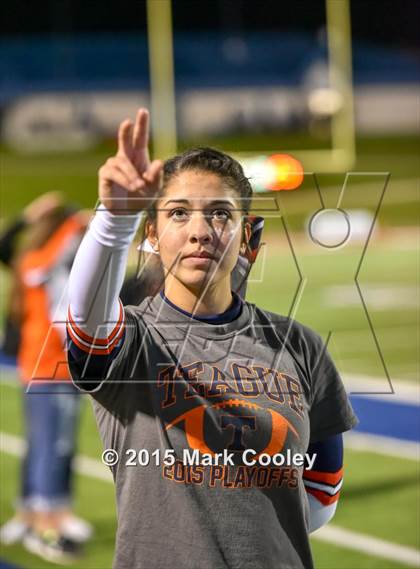 Thumbnail 1 in Cameron Yoe vs. Teague (UIL D3 Quarterfinal) photogallery.