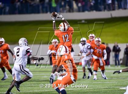 Thumbnail 3 in Cameron Yoe vs. Teague (UIL D3 Quarterfinal) photogallery.
